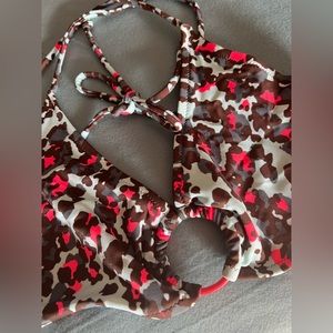 Victoria’s Secret String Bikini Top Large